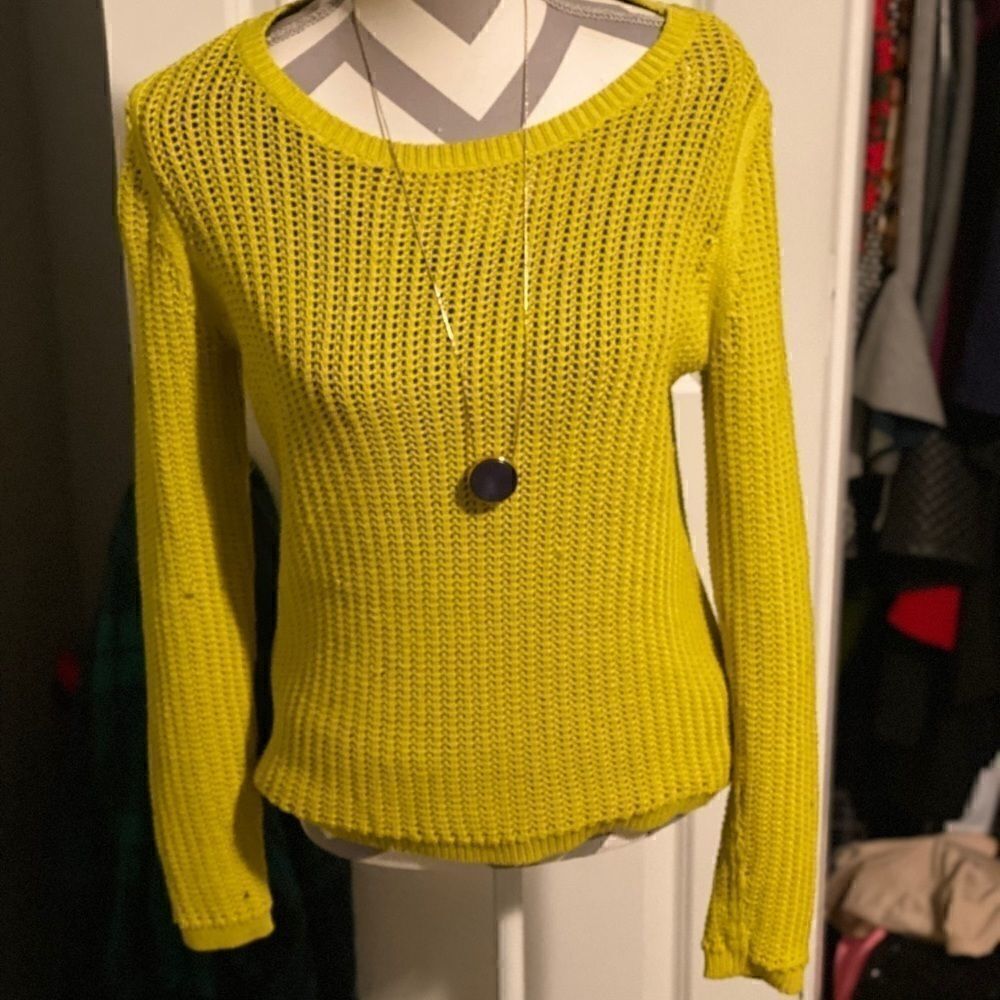 Knitted sweater - Picture 1 of 5